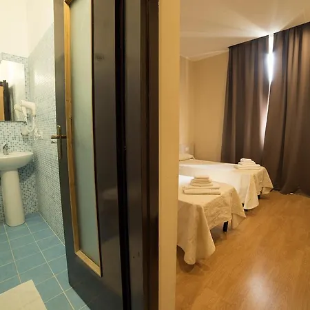 Otel Moderno 3*