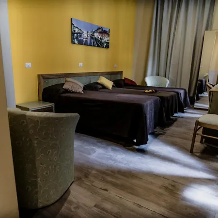 Otel Moderno Lecco