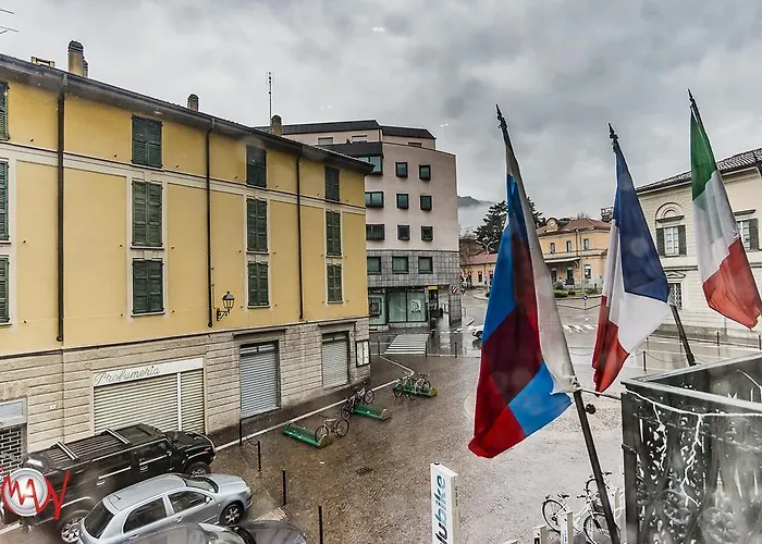 Moderno 3* Lecco