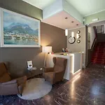 Hotel Moderno 3*