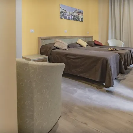 Moderno Ξενοδοχείο 3*