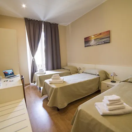 فندق Moderno